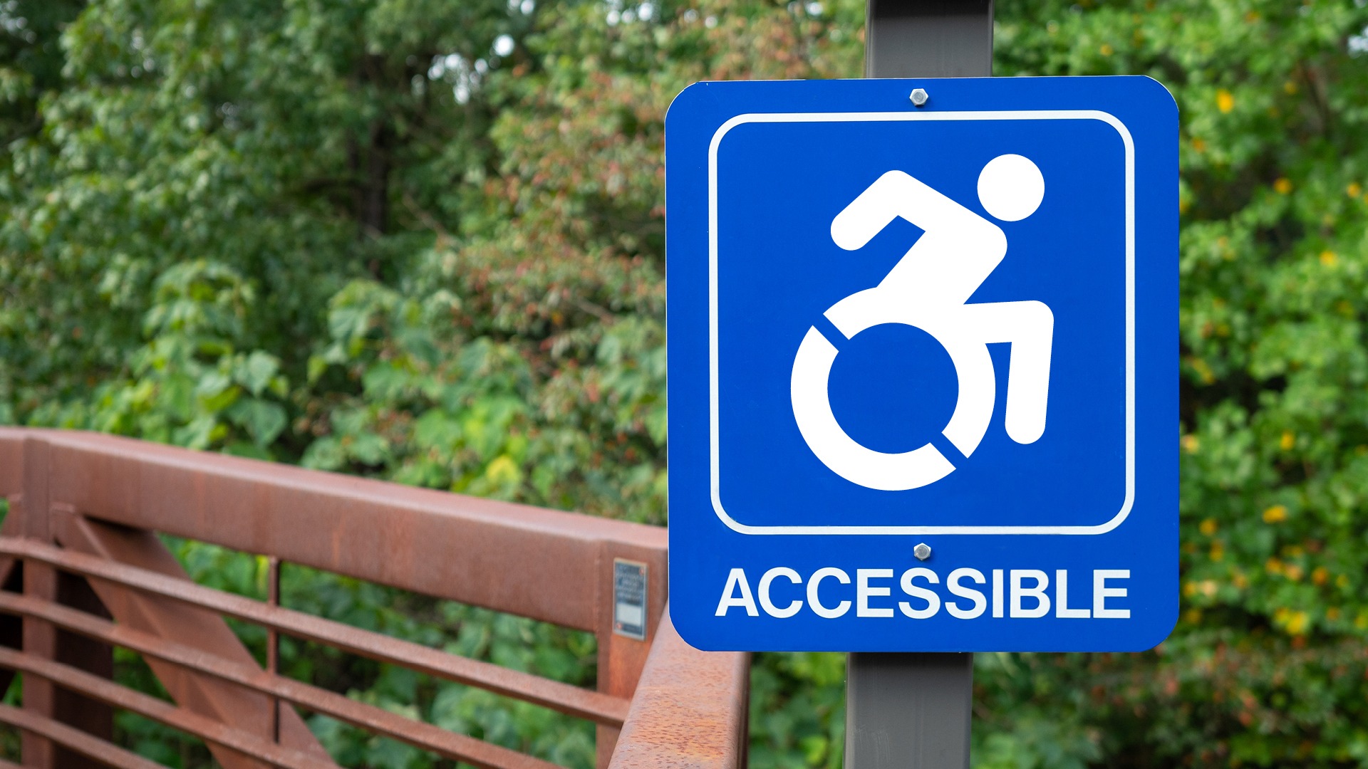 Accessible nature path with accessible sign